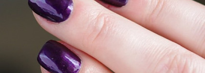 Nars Shimmer Nail Polish "Purple Rain" + Deborah Lippmann "Moon Dance"