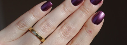 Estee Lauder "Steel Orchid"