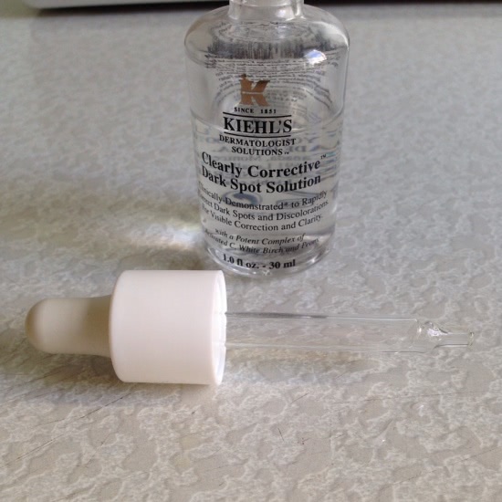 Эффективная борьба с постакне от Kiehl's: Clearly corrective dark spot solution