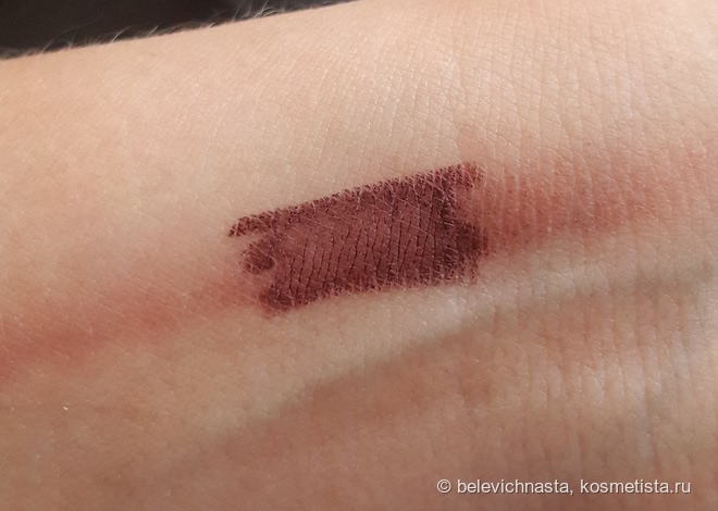Красное бургундское Holika Holika Jewel-light Waterproof pencil в оттенке 15 - Burgundy Garnet