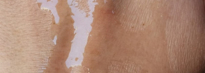 Ничего необычного от Dr. Ceuracle... Очищающее масло Pro Balance Pure Cleansing Oil и эссенция с экстрактом листьев чайного дерева Tea Tree Purifine 95 Essence