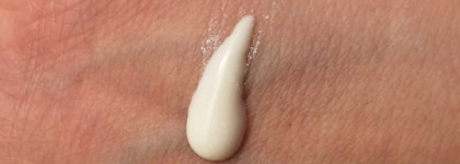 Отличный вариант в соотношении цена/качество/объем Biore Aqua Rich Watery Gel Sunscreen Spf50/pa++++