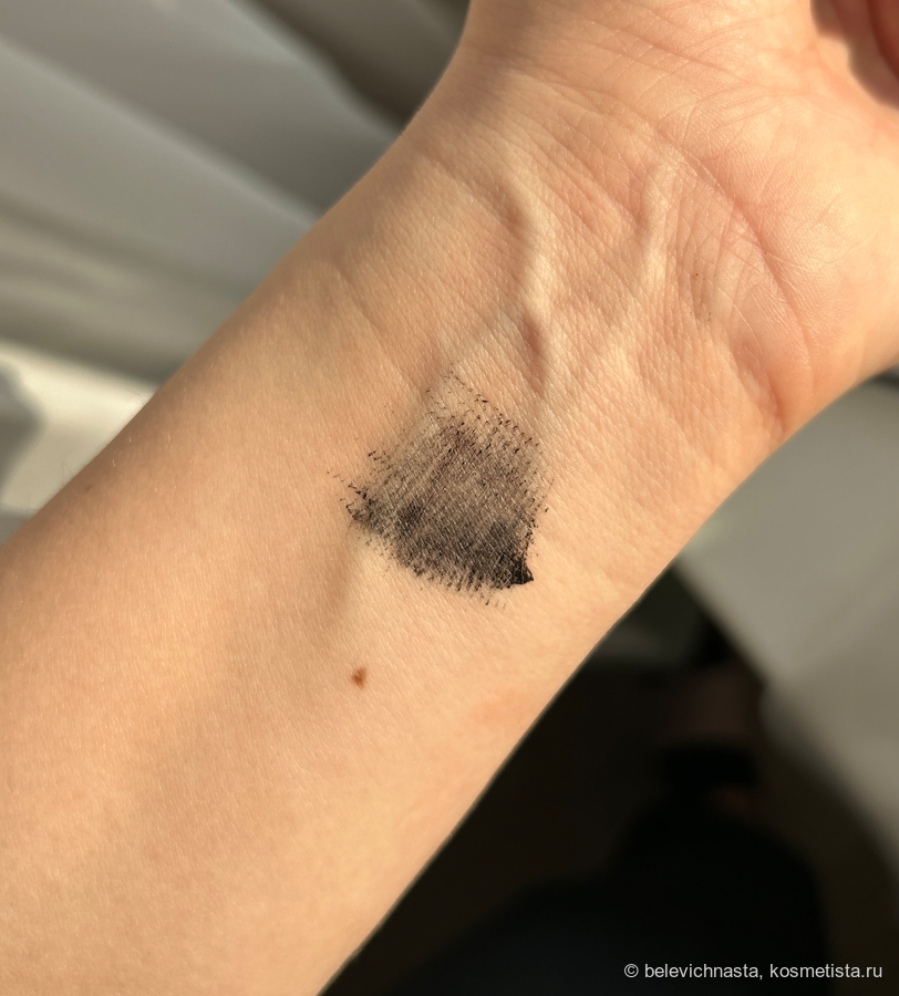 Естественное освещение у окна