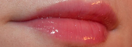 Мой ласковый и нежный Chanel Levres Scintillantes Glossimer 172 Rose Sauvage