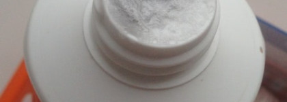 Пенка для умывания Cosmetex Roland Loshi Charcoal Facial Foam на основе древесного угля