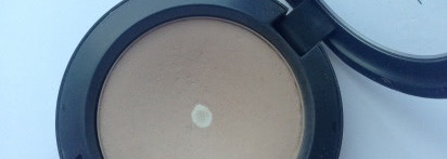Румяна-скульптор MAC Powder blush Next to skin