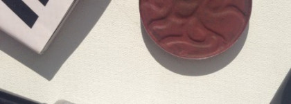 Цветные стрелки с цветной подводкой от Just