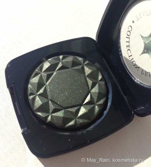 Абсолютная чистота цвета вместе с Л'Этуаль Collection Privee в оттенке №110 Reve de L’Ocean