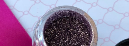 Два достойных продукта от Inglot - пигмент №22 и кисть для подводки