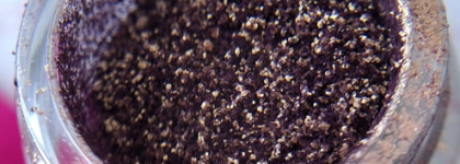 Два достойных продукта от Inglot - пигмент №22 и кисть для подводки