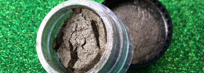 Тени Tammy Tanuka sigil Inspired в оттенке Нумизмат