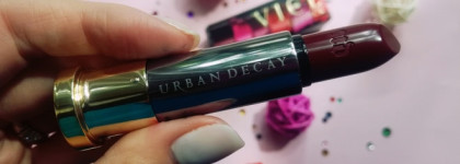 Яркая красавица - губная помада Vice Lipstick от Urban Decay в оттенке Hex