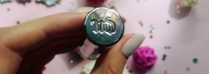 Яркая красавица - губная помада Vice Lipstick от Urban Decay в оттенке Hex