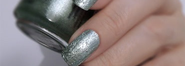 China Glaze Nail Lacquer Crinkled Chrome  # 81261  Wrinkling The Sheets