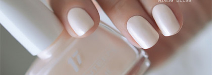 Seventeen Supreme. Летние пастели родом из Греции