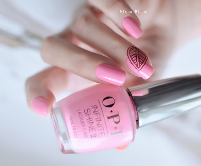 OPI Infinite Shine Rose Against Time