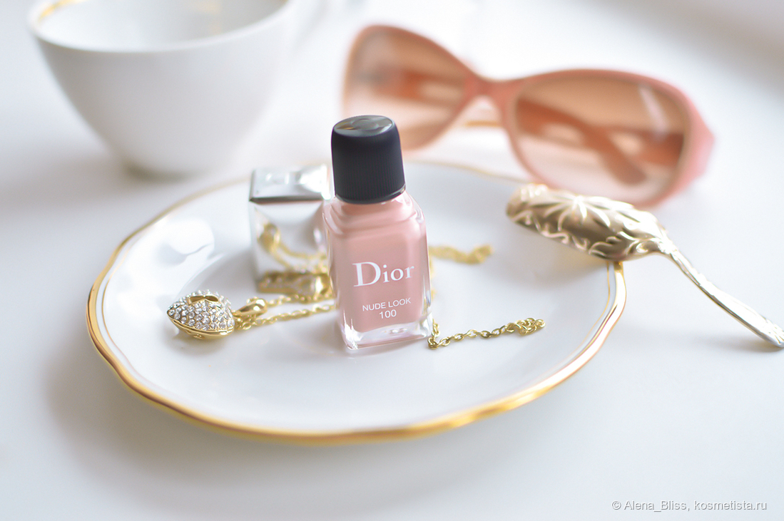 Dior Vernis Nail Lacquer #100 Nude Look. Cruise collection Spring-Summer 2022