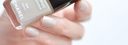 Нежные пастельные Chanel # 559 Frenzy, Essie #79 Sand tropez, Anny A10.244.30 Like a virgin