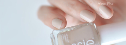 Нежные пастельные Chanel # 559 Frenzy, Essie #79 Sand tropez, Anny A10.244.30 Like a virgin