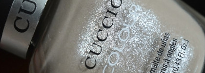 В оттенках солнечной осени: Cuccio Colour: 6118 Cream & Sugar и 6160 Goody, Goody Gumdrops