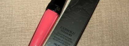 Мама всегда права. Lancôme L’Absolu Velours Intense Lip Colour Velvet Matte Finish, оттенок 362 Velours de Pêche (Бархат персика)