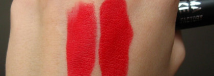 Красная матовая помада: Make Up Factory Mat Lip Stylo 29 Pure Red (Mat Wanted Collection)