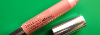 Отличная помада-nude Clinique Chubby Stick Intense 01 Curviest Caramel