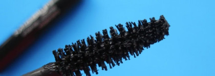 Бюджетная, немецкая, хорошая. Тушь Misslyn Intense Volume Mascara 01 Black