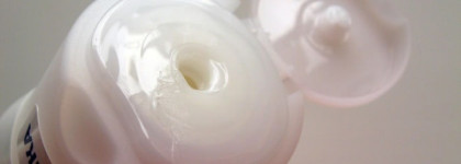 Полная ерунда. Nivea Make-up Expert - Средство для снятия макияжа в душе для всех типов кожи, обогащённое натуральным миндальным маслом