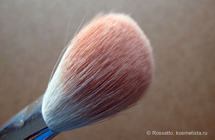 Кисть для макияжа contouring brush artdeco