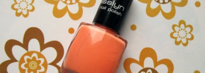Рассвет знойного дня, или Нежный абрикос - Misslyn Nail Polish 143 Sunrise