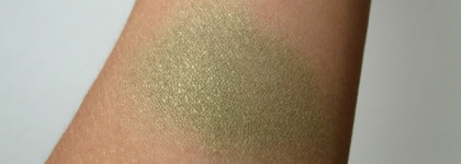 Фисташковые тени Clinique All About Shadow Soft Shimmer 2A Lemongrass