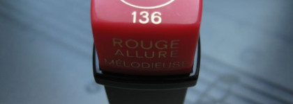 Тёплый розовый коралл - Chanel Rouge Allure 136 Mélodieuse