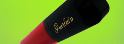 Роскошная идея в небрежном исполнении. Guerlain Gloss d'Enfer 421 Red Pow