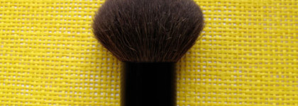 Кабуки Chanel Le Petit Pinceau и "шанелезамещение" - сравнение с Л'Этуаль 220