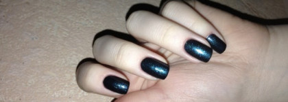 Лак для ногтей Essence Colour&Go 147 Miss Universe