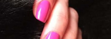 Игривый и весенний цвет лака Essie Nail Lacquer Ave-Hue 821 Madison