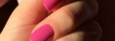 Игривый и весенний цвет лака Essie Nail Lacquer Ave-Hue 821 Madison