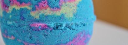 Моя Вселенная. Lush Intergalatic Bath Bomb