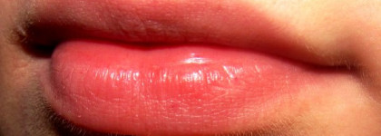 Xoxo, Helena Rubinstein wanted-rouge №009