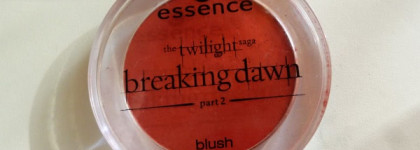 Essence «The Twilight Saga: Breaking Dawn - part 2» в моей косметичке