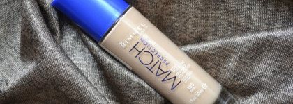 Тональный крем Rimmel match perfection foundation в оттенке 100 ivory