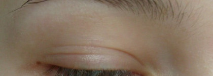 Тушь-гель для бровей quick-set brow gel Speed Brow от benefit в оттенке neutral
