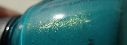 Лак для ногтей China Glaze Custom Kicks 80902 и попытка повтора чешуйчатого маникюра