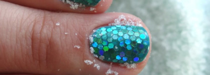 Лак для ногтей China Glaze Custom Kicks 80902 и попытка повтора чешуйчатого маникюра