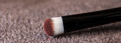 Неклассический дуэт с тенями Inglot в оттенках Matte 303 и DS 478