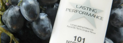Тональная основа Max Factor Lasting Performance №101