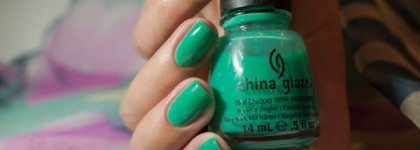 China Glaze-Keepin' It Teal