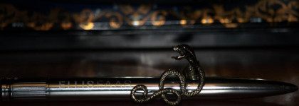 Ellis Faas Hot Lips L404 - Fluorescent Pink