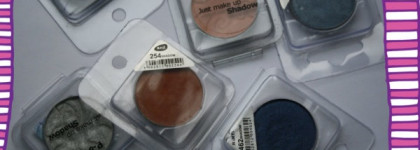 Тени Just и Jeans в моей косметичке